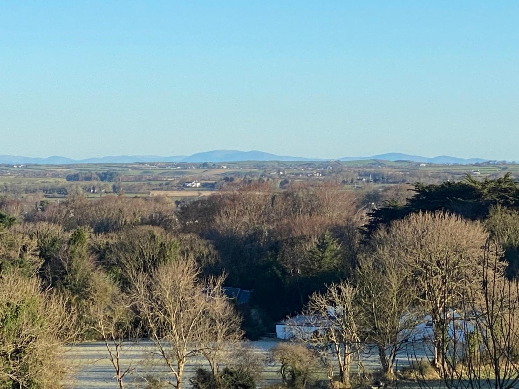 Carrick Beg Self Catering Holiday Accommodation With Hot Tub Sulby  エクステリア 写真