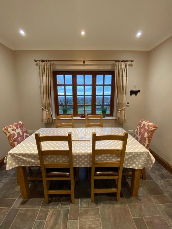 Carrick Beg Self Catering Holiday Accommodation With Hot Tub Sulby  エクステリア 写真